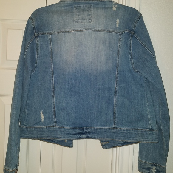Jean Jacket Size Large Preowned - Picture 3 of 3